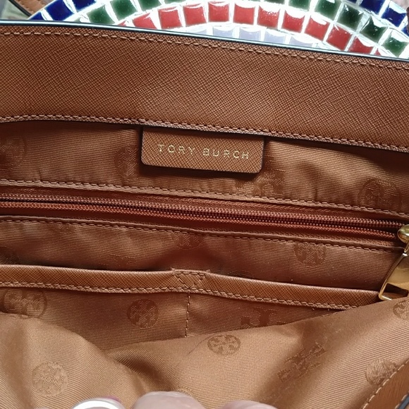 Tory Burch York Small Tote Caramel - Picture 8 of 8
